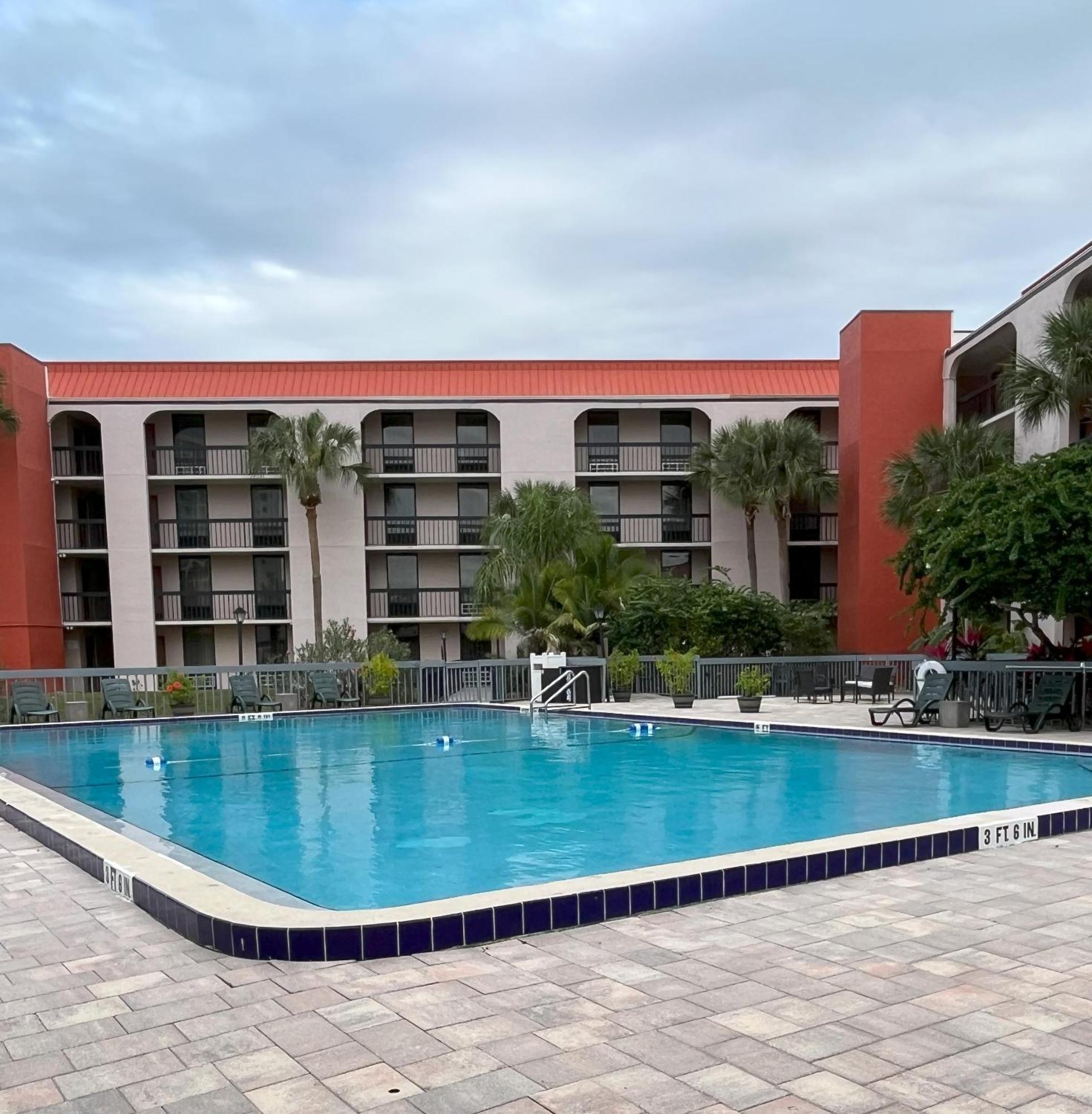 Grand Hotel Orlando At Universal Blvd - Shuttle To Theme Parks ภายนอก รูปภาพ